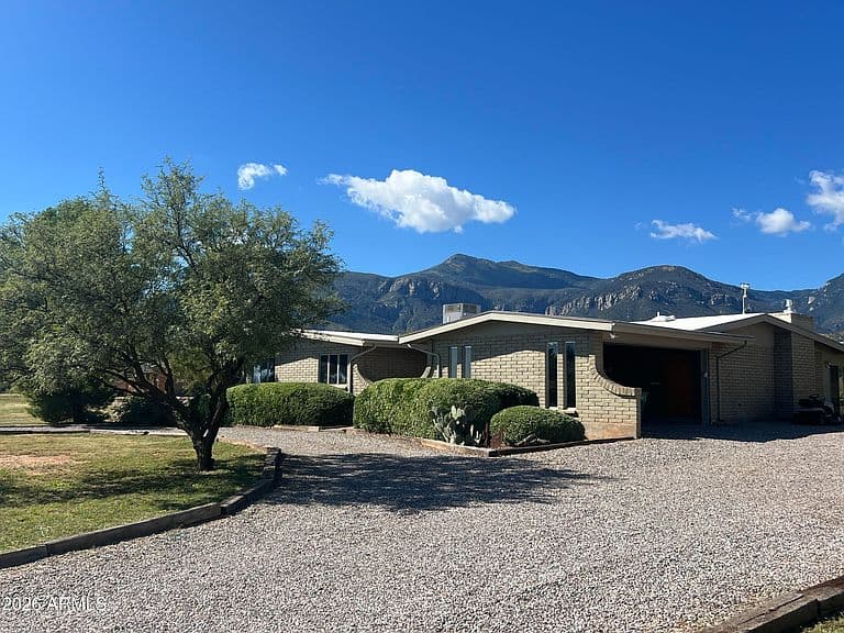 5312 S Equestrian Avenue photo 2