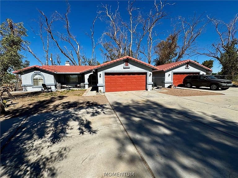 7497 S Martin Drive photo 1