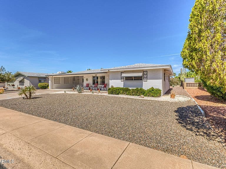 5644 E DUNCAN Street photo 2
