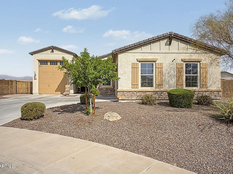 17308 W Echo Lane photo 2