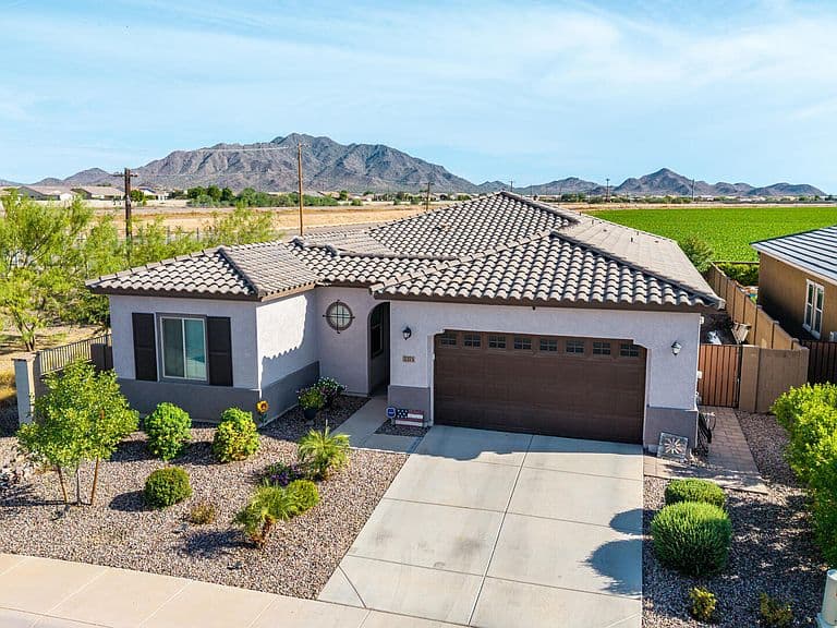 2373 E FANDANGO Drive photo 1