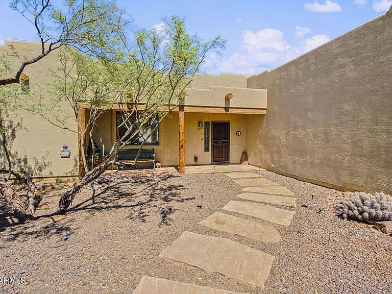 2818 W Tanya Trail photo 2