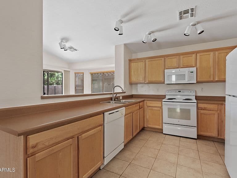 45060 W Portabello Road photo 5