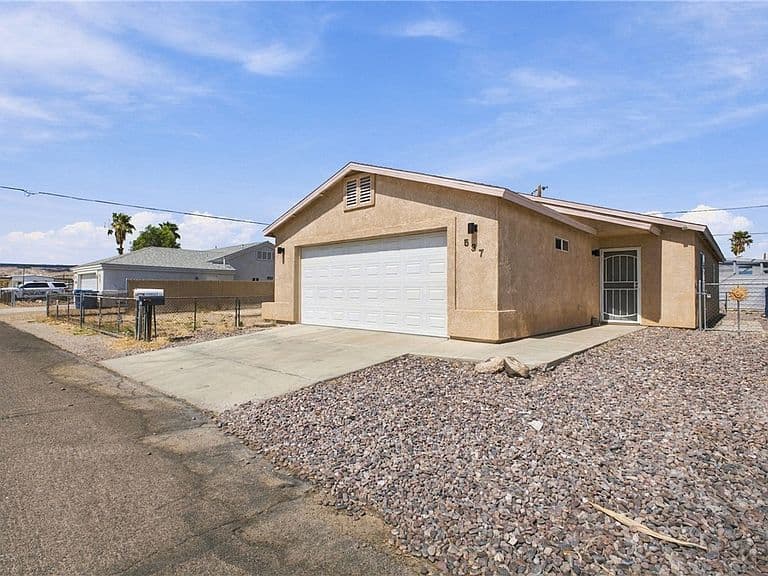 537 Havasu Lane photo 3