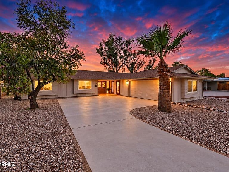 714 S REVOLTA Circle photo 2
