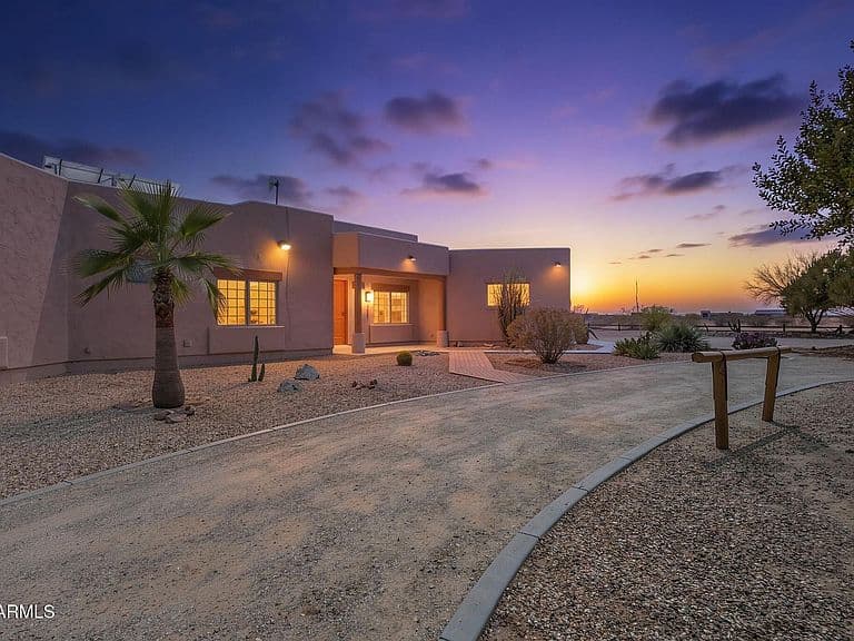 25617 W QUAILS NEST Lane photo 3