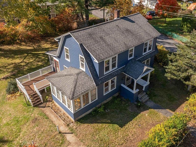98 Woodburn Street photo 1
