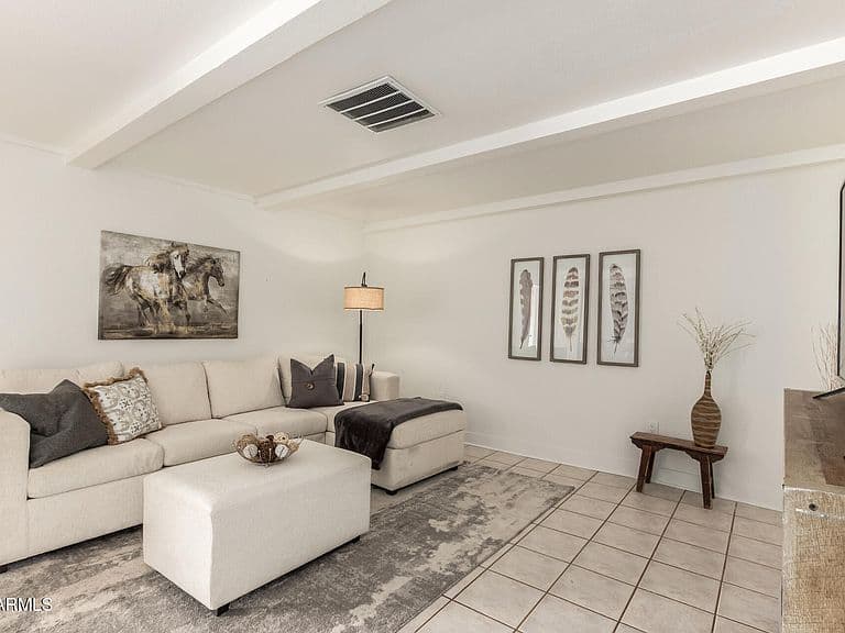 13839 N 33rd St photo 1