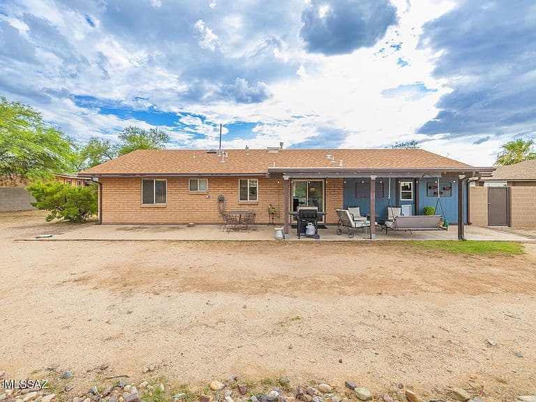 9170 N Rock Dove Pl photo 3