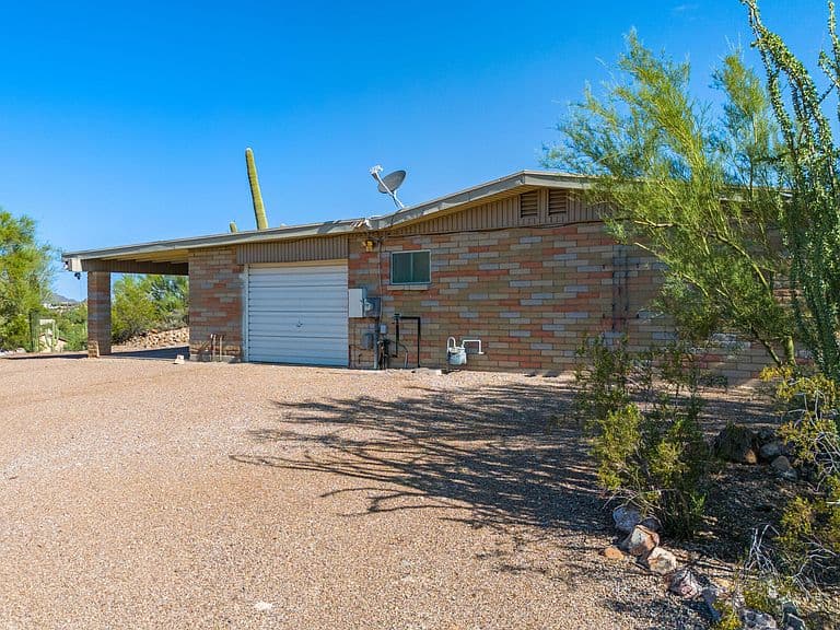 4941 N Tortolita Rd photo 3