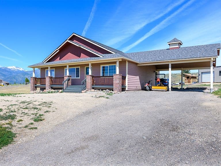 5671 Fairview Ln photo 2