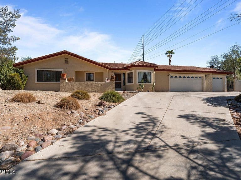 785 Santa Fe Drive photo 1