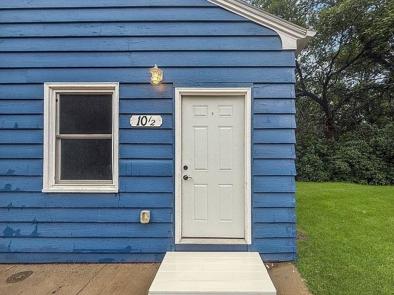 10 1/2 Shirley Ct NE photo 2