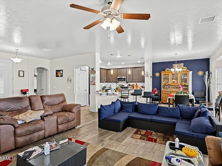 6775 E BIG SPUR Court photo 4