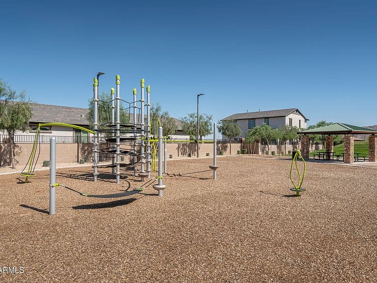22297 W IRMA Lane photo 2