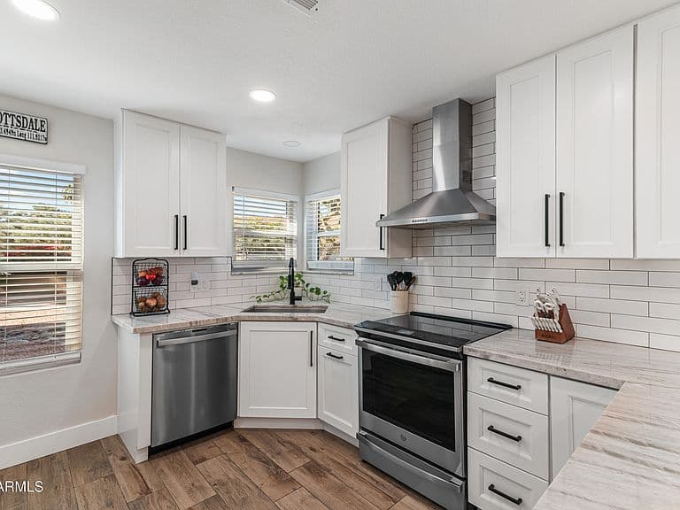 8787 E Mountain View Rd Unit 1019 photo 2