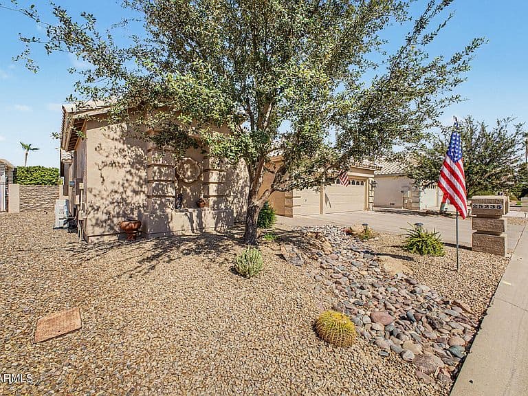 25235 S FAIR OAKS Drive photo 3