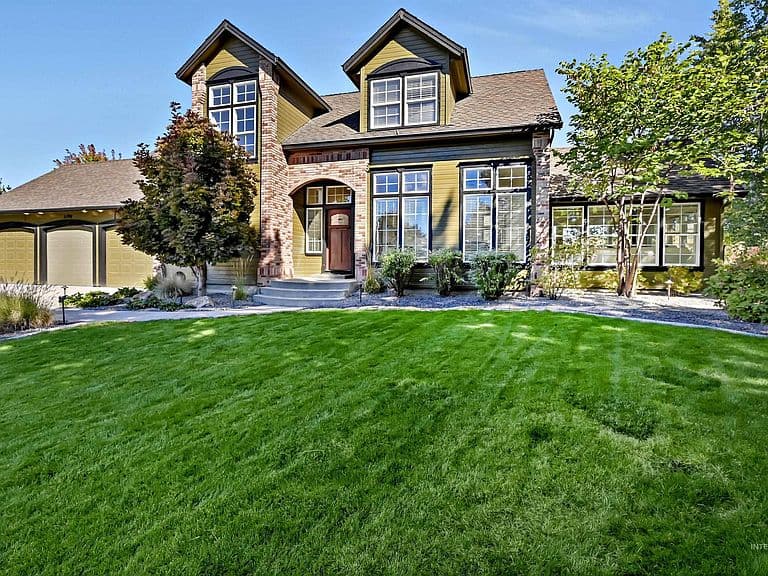 2798 N Cliffview Pl photo 5
