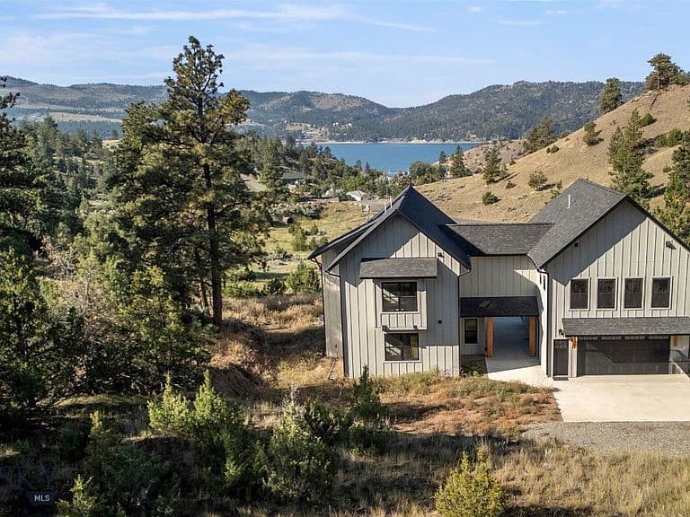 4115 Sawmill Gulch Dr photo 1