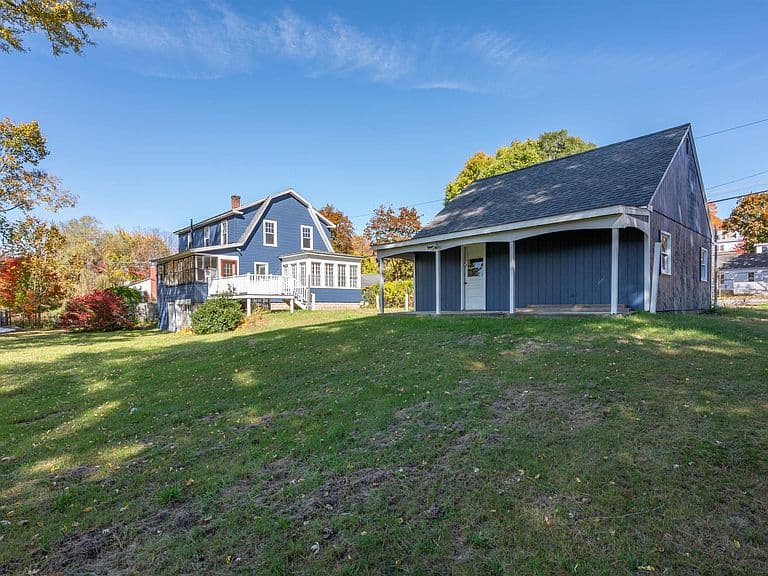 98 Woodburn Street photo 3