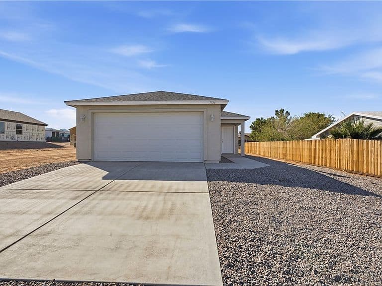 7134 E Rawhide Circle photo 1