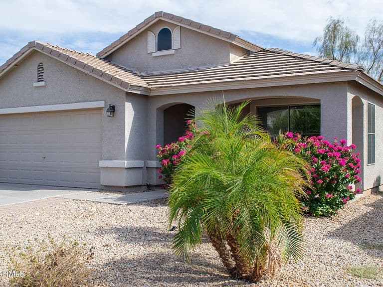 1537 E ALBA Drive photo 1