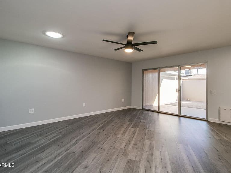 19059 N STAR RIDGE Drive photo 2