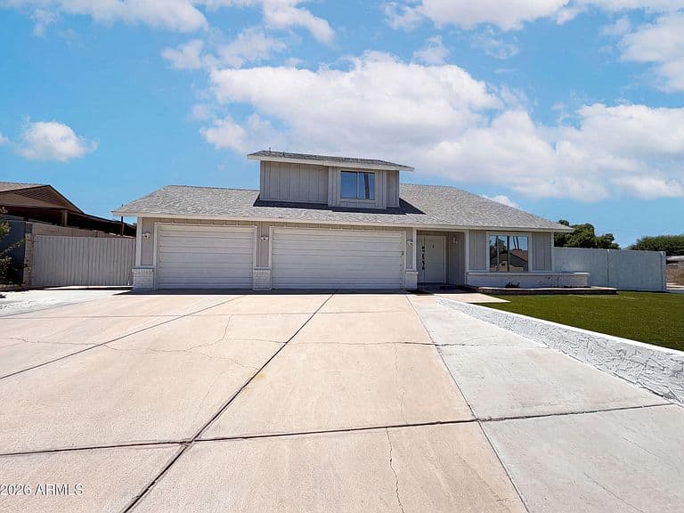 2608 S MOLLERA -- photo 1