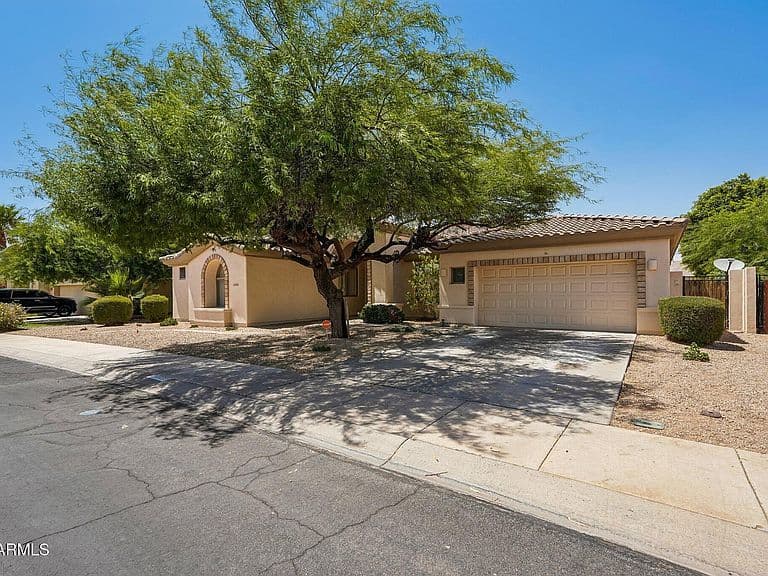 14450 W AVALON Drive photo 3
