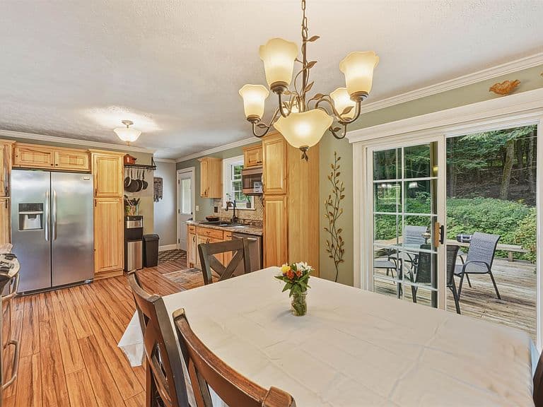 1190 Huntington Road photo 5