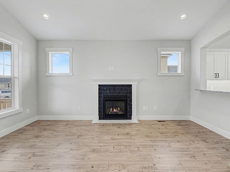 2959 Travis Ave photo 4