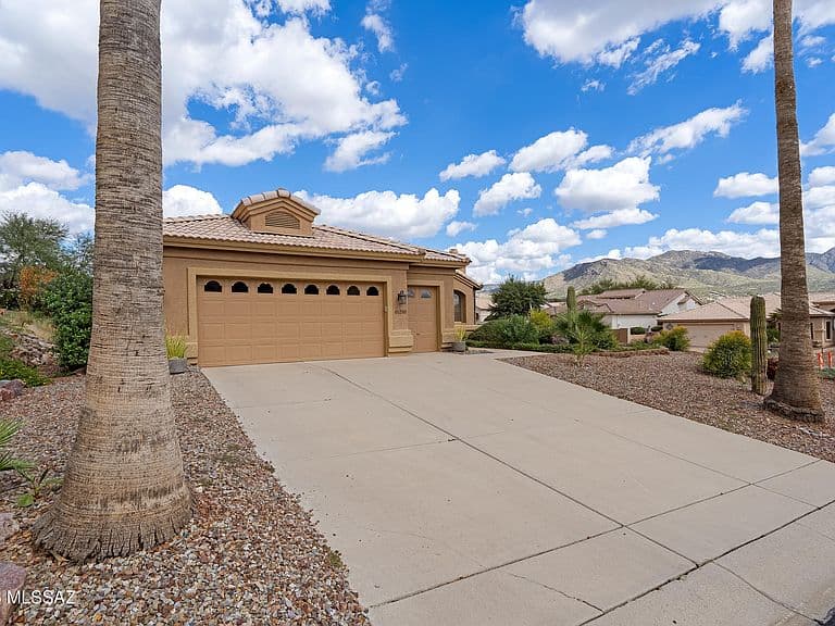 65280 E Rose Ridge Ct photo 2