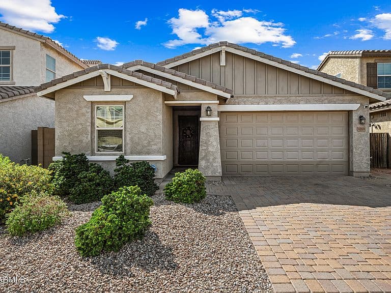 12129 W REMUDA Drive photo 2