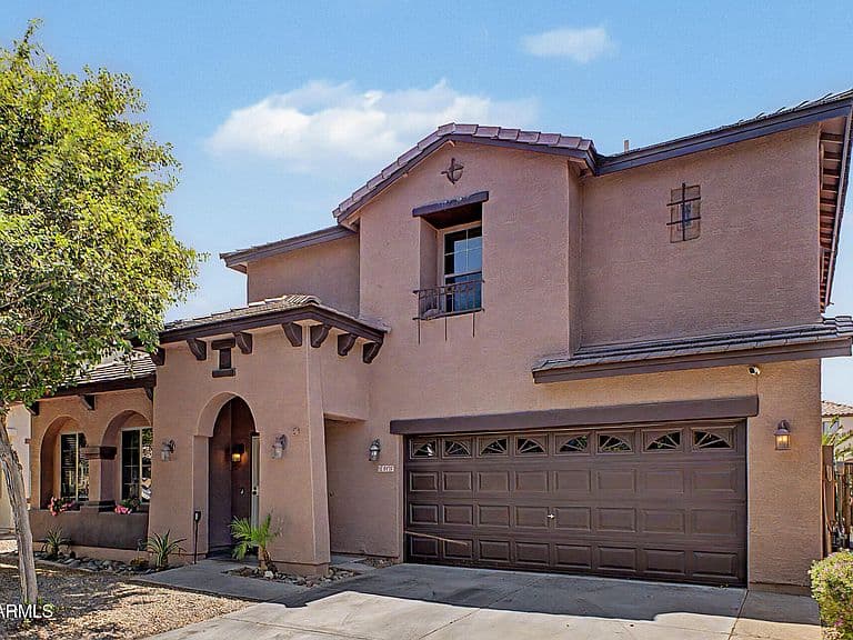 8727 W MAGNOLIA Street photo 2