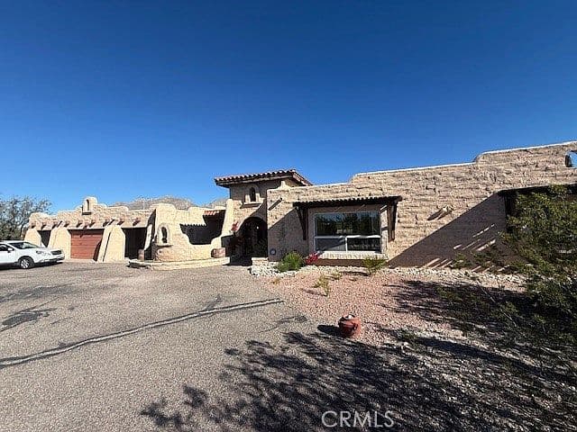 6300 N Camino Miraval photo 1