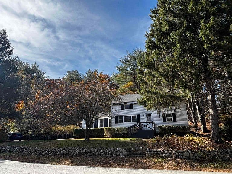 976 Old Westport Road photo 2
