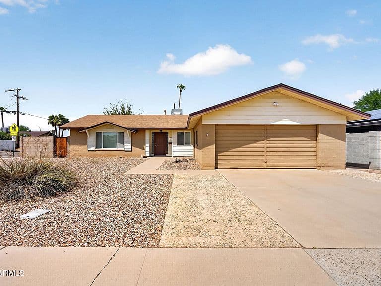 8602 E PECOS Lane photo 1