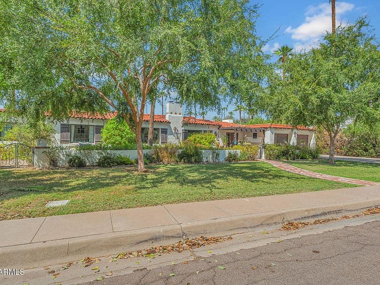 2102 ENCANTO Drive SW photo 3