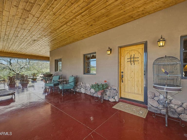 1006 E ANGEL BASIN Road photo 1