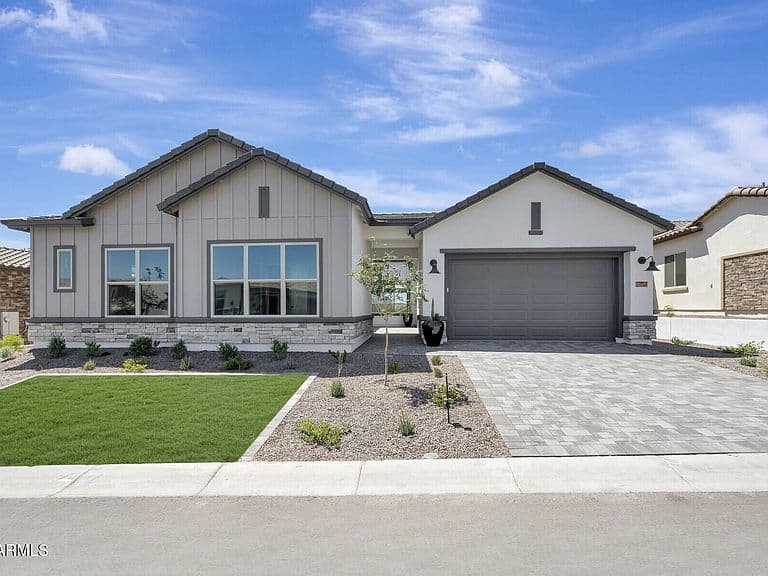 20685 W BERRIDGE Lane photo 2