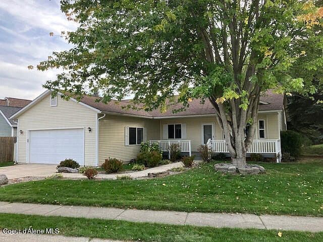 1718 Northshore Dr photo 1