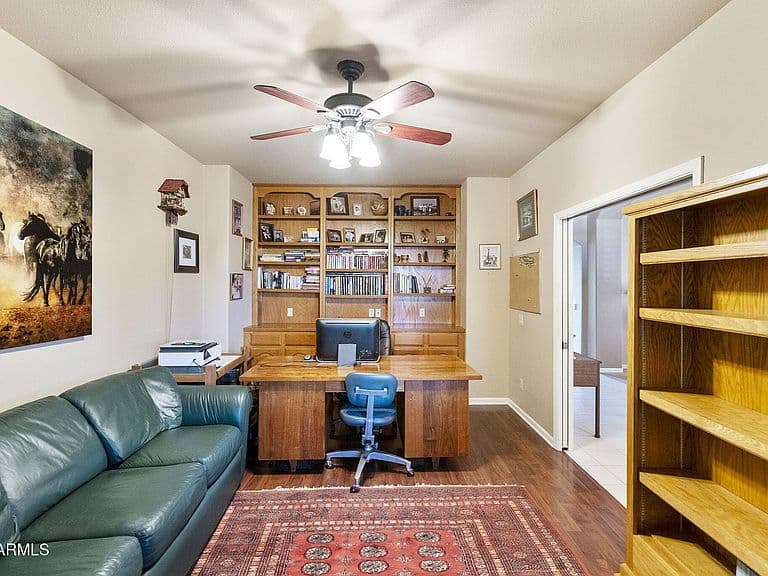 25007 S LAKESTAR Drive photo 3