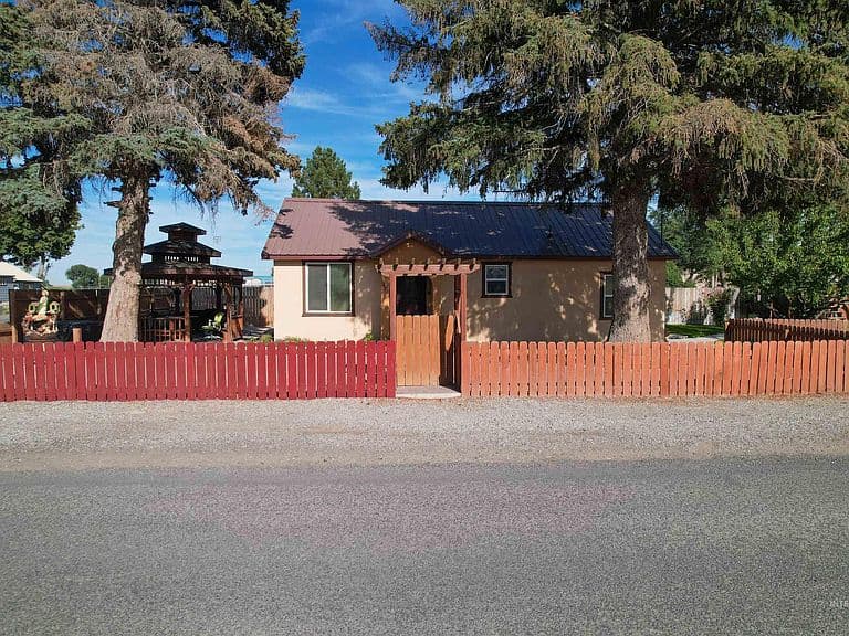 147 N Wendell St photo 5