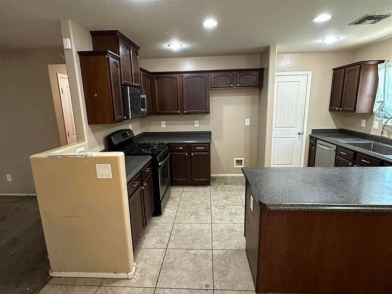 40246 W HOPPER Drive photo 4