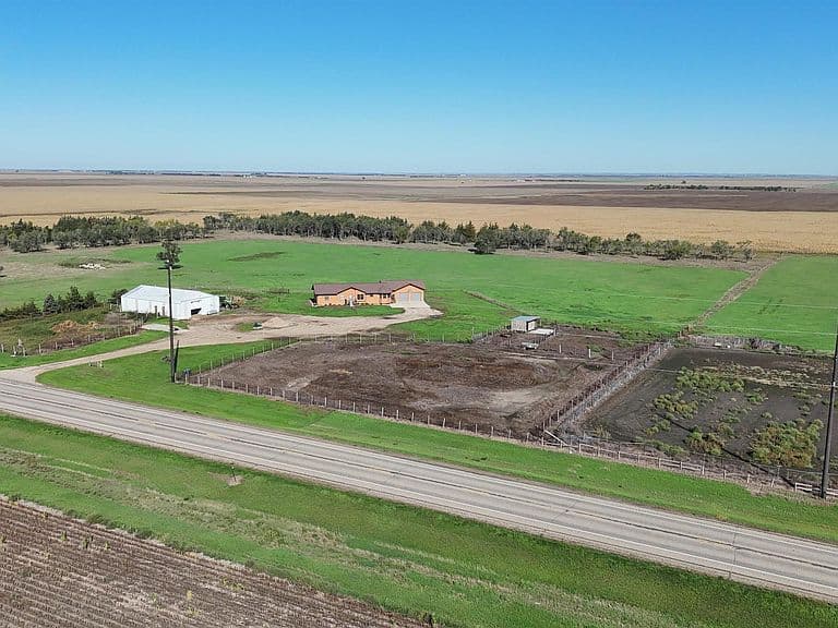 35380 Us Highway 14 photo 1