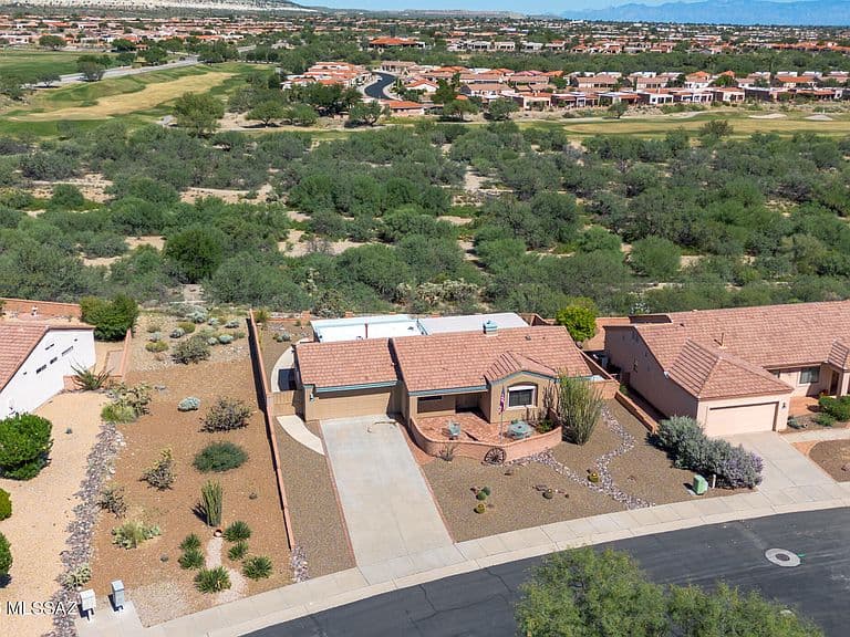 1704 W Vista Ridge Dr photo 2