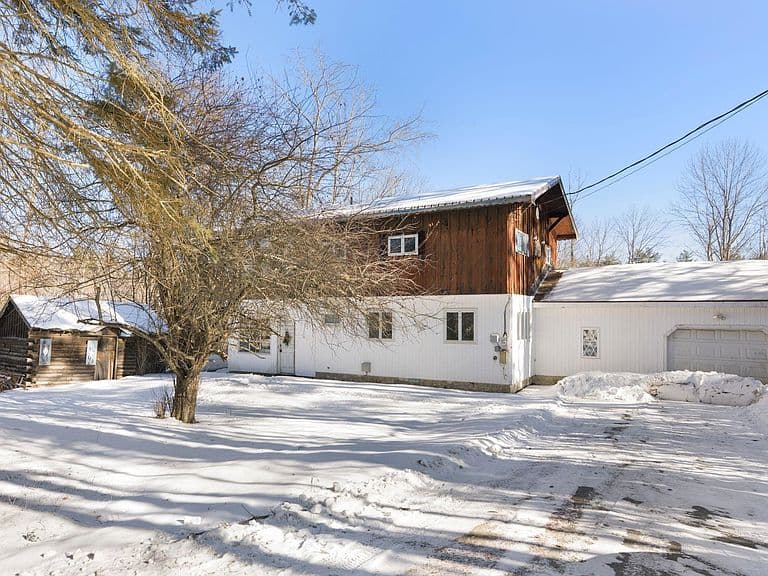 2404 Tarbell Hill Road photo 1