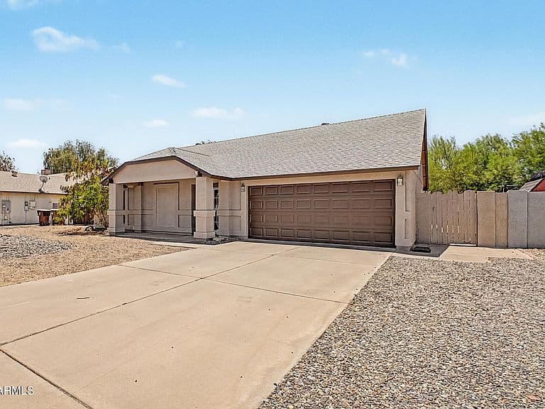 9021 W HATCHER Road photo 3