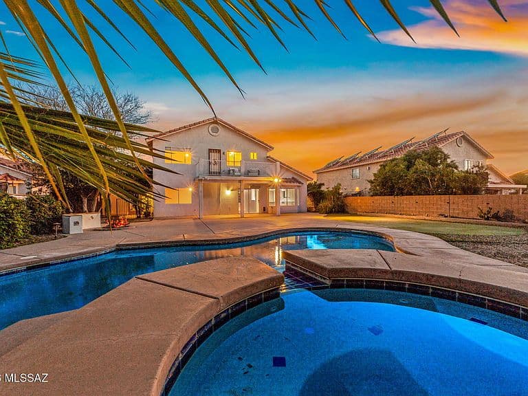 2964 W Corte Olivia photo 4