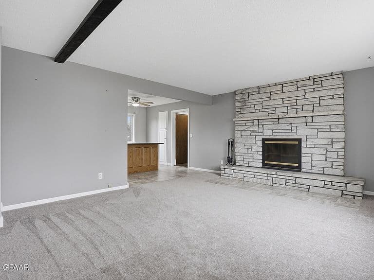403 Lake St photo 3